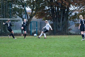 Bild 328 - Frauen SV Henstedt Ulzburg II - TSV Russee : Ergebnis: 5:0